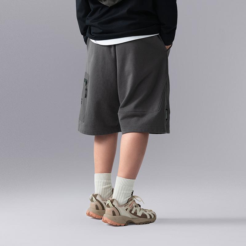 Li Ning CF Playful Attitude Letter Print Straight Leg Knitted Casual Shorts Men shorts Gray AKSU641-1