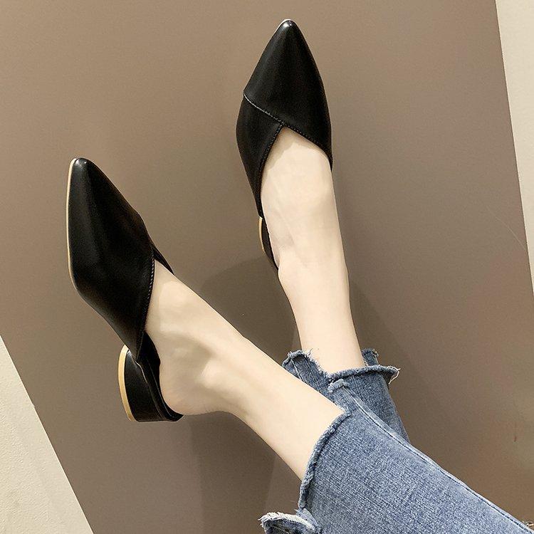 Single Shoes Pointed Summer New Bag Head Half Slippers Women's Fashion Outside Fitting Shoes Versatile Low Heel Internet Celebrity Cool Slippers