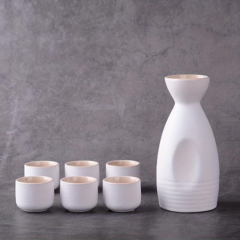 1dílná sada na tradiční japonské saké - obsahuje 1 láhev Tokkuri a 6 šálků Ochoko - sada na víno z masivní keramiky pro autentický japonský zážitek z pití