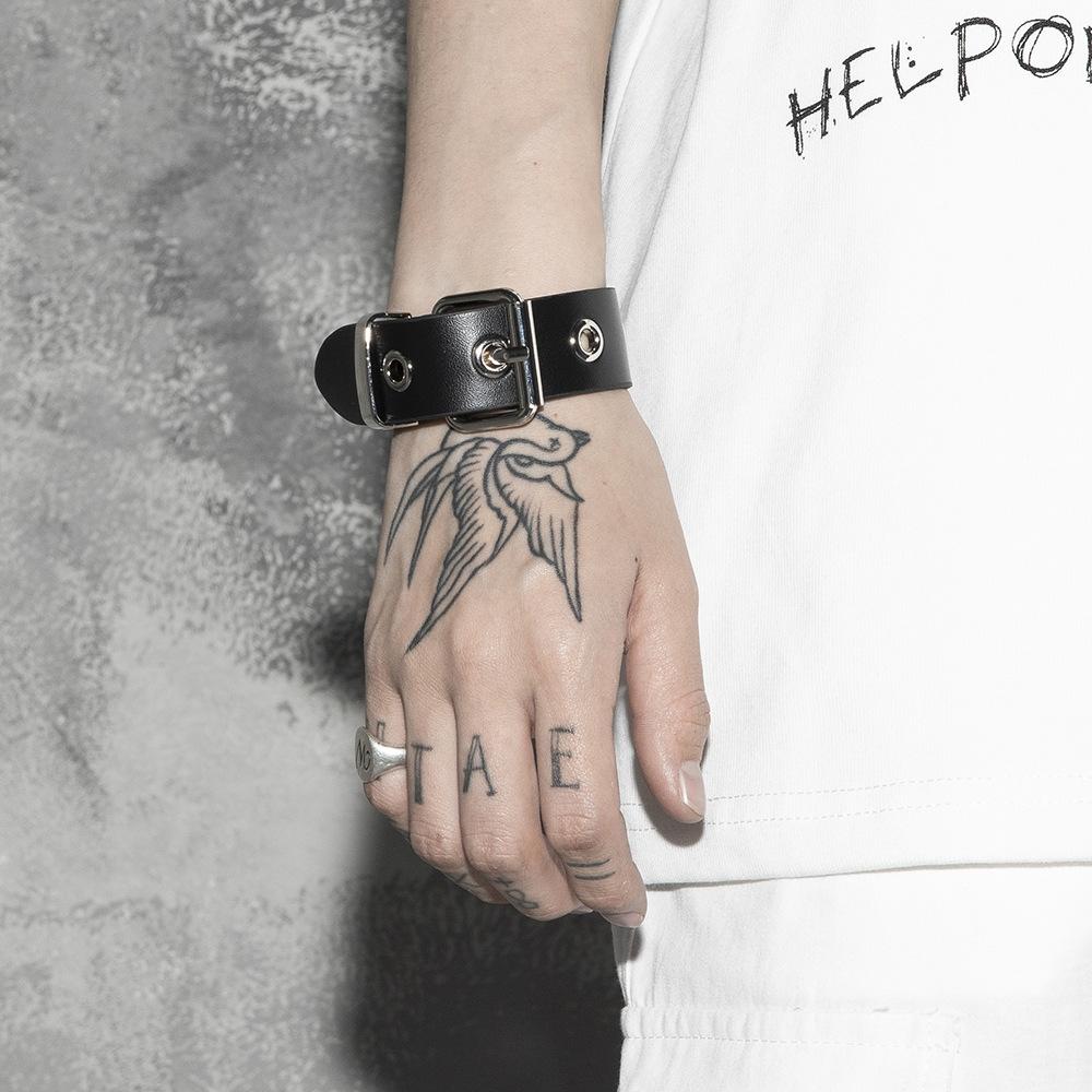 

Retro Punk Black PU Leather Metal Buckle Wide Men Cuff Bracelets Personality Belt Buckle Adjustable Bangles Couple Jewelry Gift чорний