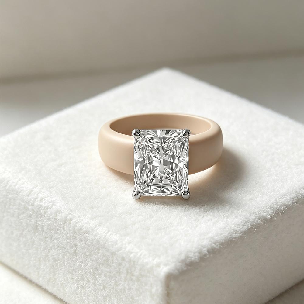 Fashionable Beige Square CZ Silicone Ring, Soft Elastic Rubber, Sports Wedding Ring, Women's Casual Daily Wear Ring