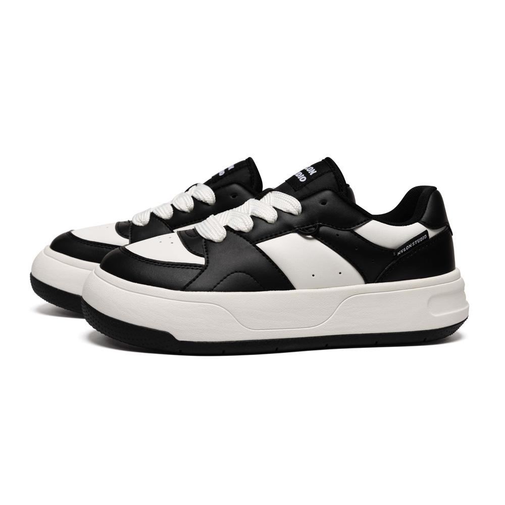 Nylonstudio Ns Pretzel Black White