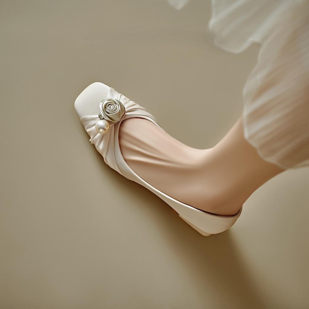 Pearl flower thick heel single shoes women's spring light mouth gentle with skirt low heel evening shoes