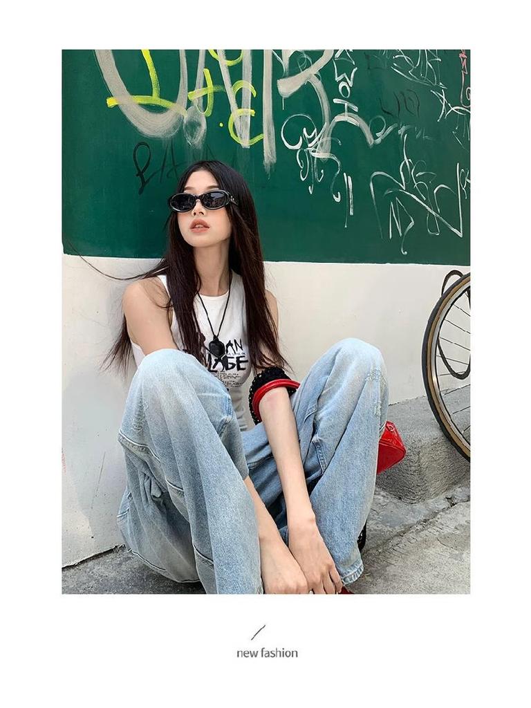 Light Blue High-Waisted Wide-Leg Jeans for Women - Trendy and Slimming Loose-Fit Casual Pants