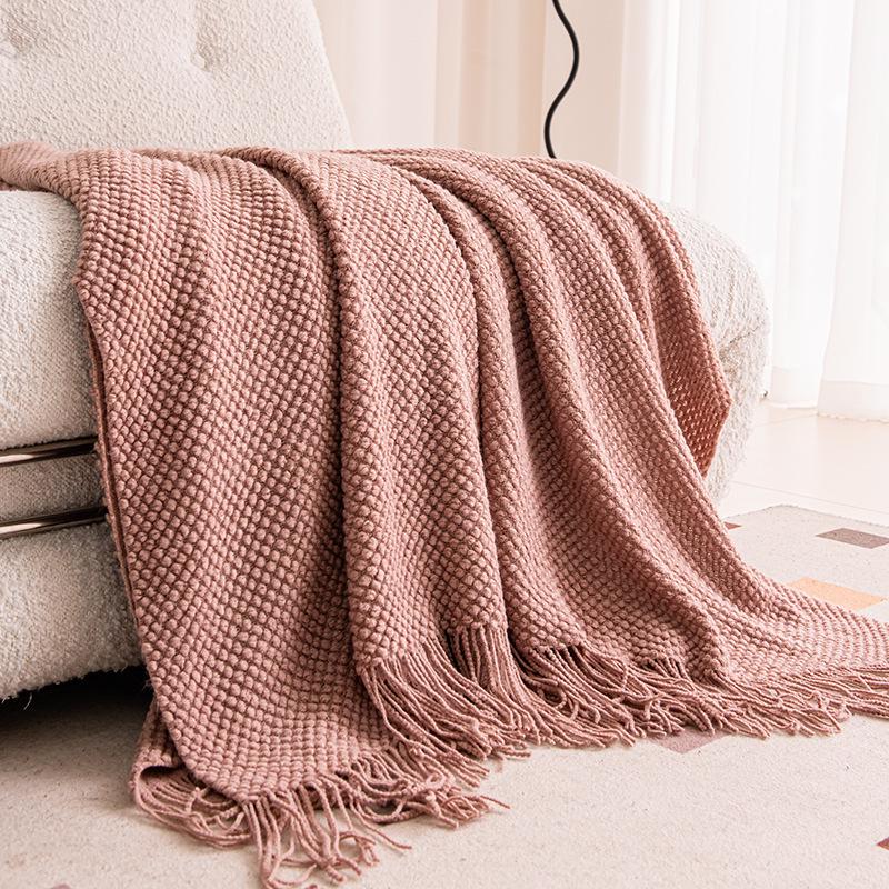 Nordic Retro Knitted Blanket – Perfect for Bedroom, Office, Airplane, or Air Conditioning Use.
