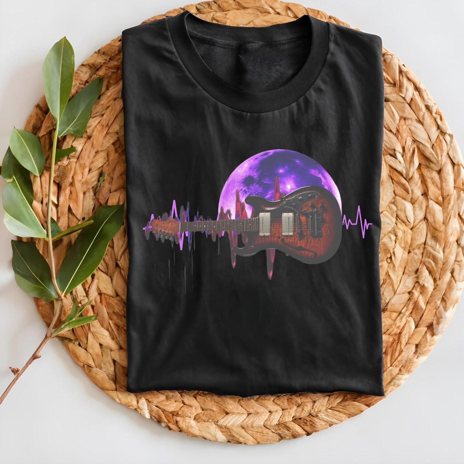 Retro Electric Guitar Heartbeat Musician T-Shirt L
