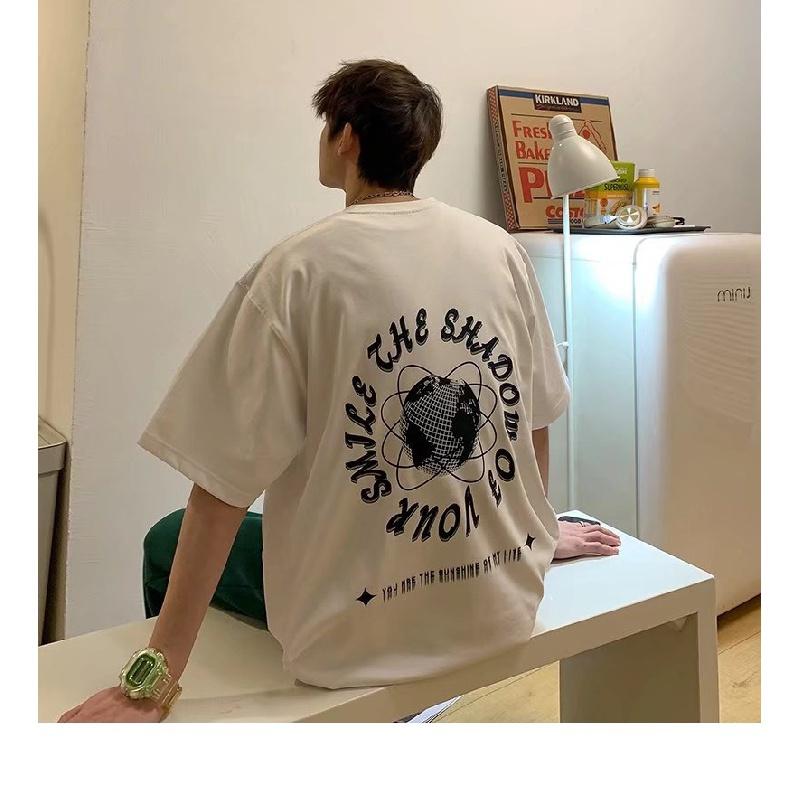 

Мужские футболки с коротким рукавом с буквенным графическим принтом, модные футболки с короткими рукавами, мужская одежда, повседневная футболка, мужские летние топы в корейском стиле ретро для 5XL белый