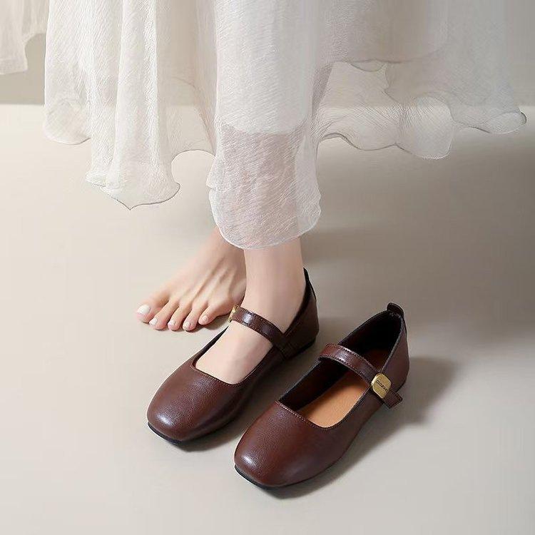 Retro buty Mary Jane kwadratowy nosek płytkie wycięcie wiosenne nowe małe skórzane buty francuski miękki spód brytyjski styl