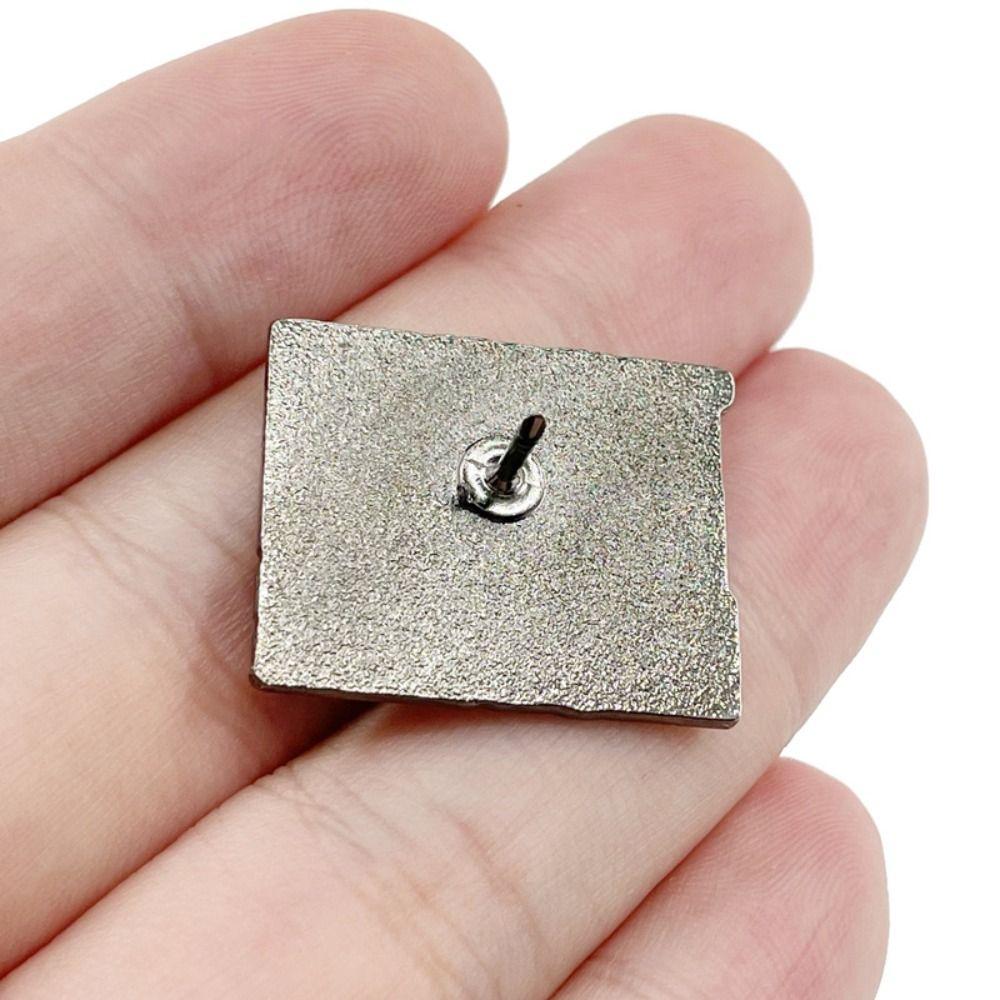 Ich bin Ingenieur – Vertrau mir! Ich bin Ingenieur – Brosche mit englischen Buchstaben – Taschendekoration