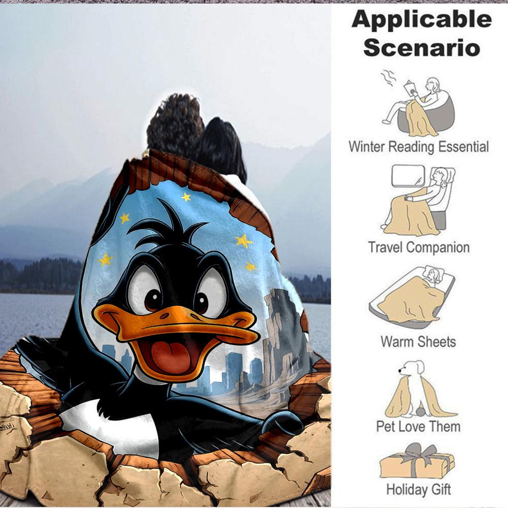 1pc Daffy Duck Flannel Throw Blanket Soft, Warm & Cozy for Couch, Bed, Office, and Travel Versatile All Season Gift, Christmas Present