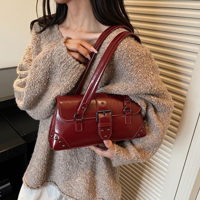 High-end Underarm Bag Women's New Trend Fashion Versatile Rivet Locomotive Bag Retro Light Luxury Hand Bag