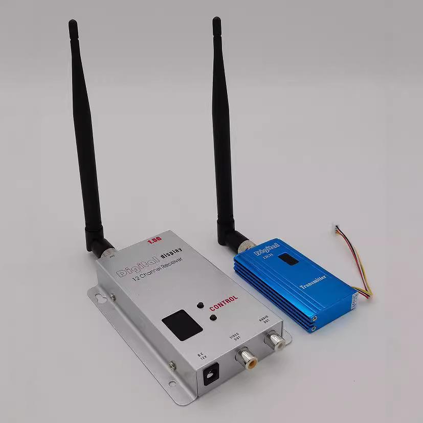 

Набір автентичного бездротового FPV передавача 1.5G (1500 мВт) 1.5G 1.5W Video Transmission
