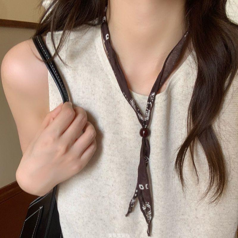 Bohemian Ethnic Cashew Scarf Necklace with Wood Beads Choker for Women