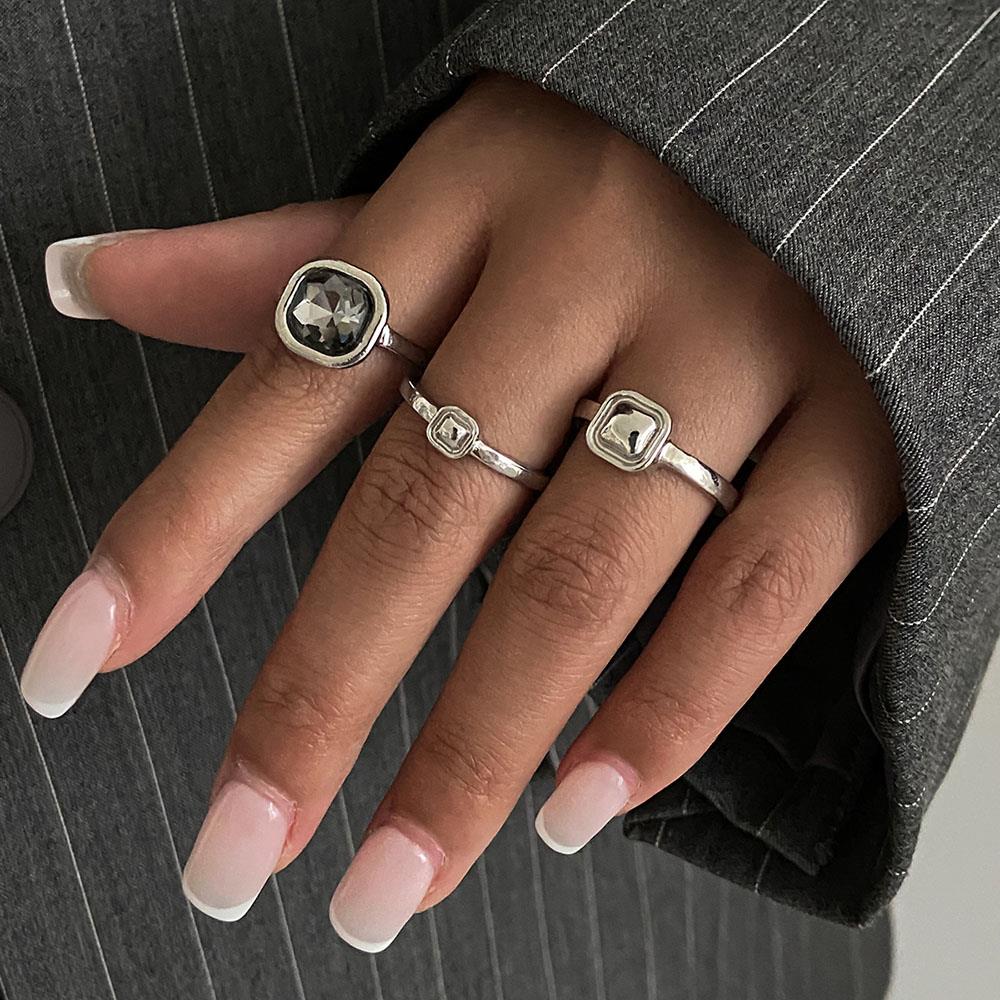 Minimalist Acrylic Rhinestone Open Ring For Women Fashion Korean Irregular Geometry Adjustable Knuckle Ring Jewelry Lady Gifts