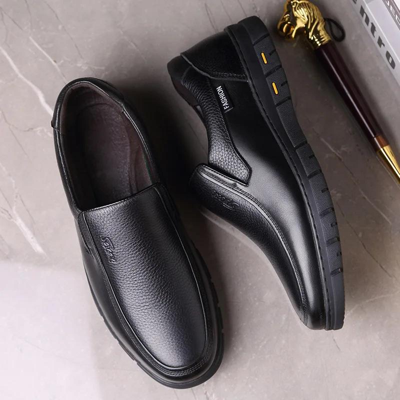 2024 Winter Leather Casual Shoes for Men Loafers Luxury Brand Comfortable Warm Plush Moccasins Men's Dress Shoes Plus Size 38-46