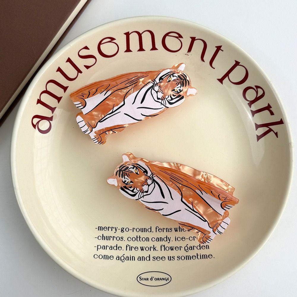 PC Tiger Hair Claw Acrylic Large Shark Clip Creative Animal Shaped Hair Clip  Streetwear