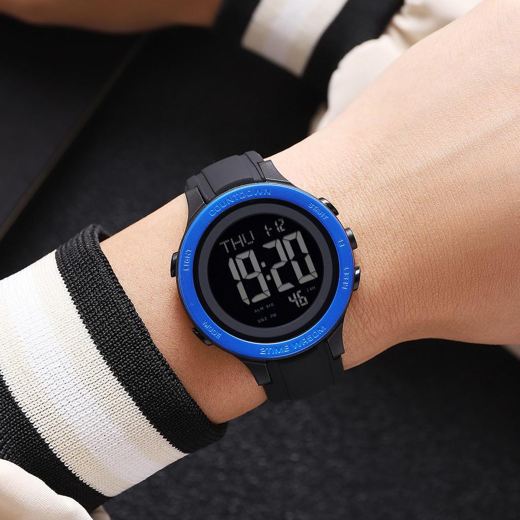Men's Multifunctional Electronic Watch Black Outdoor Sports Fashion Watch Student Electronic Watch