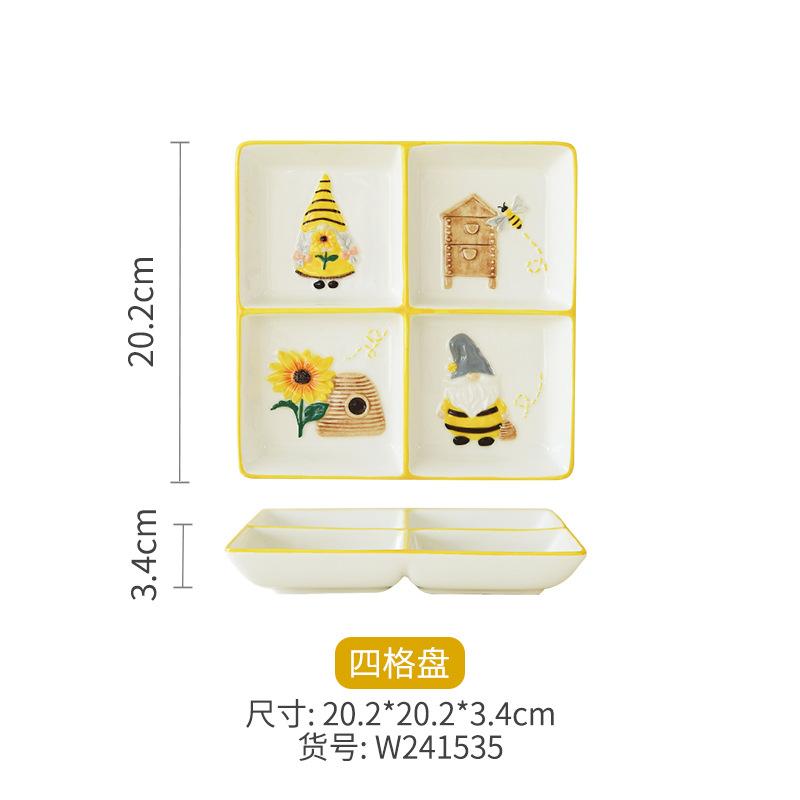 

Christmas Ceramic Hand-painted Tray Four Sections Dinner Plate Food Serving Plate Tableware Snack Fruit Storage Dish Household