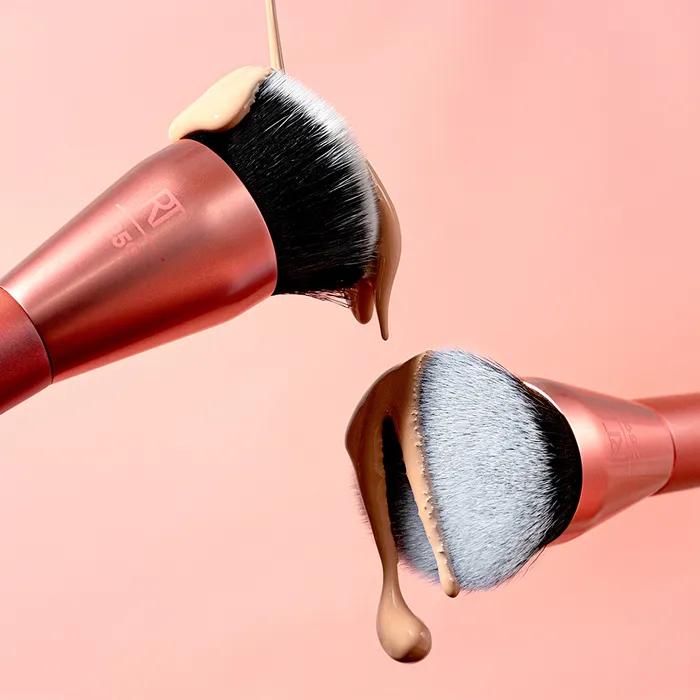 

Кисть Glow Round Base Brush