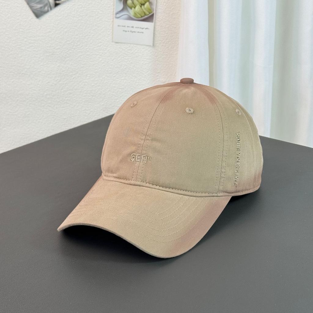 Fashion Hat gradual change men's and women's new baseball caps sunscreen sunshade pure cotton soft top cap Korean version of the trend street dance