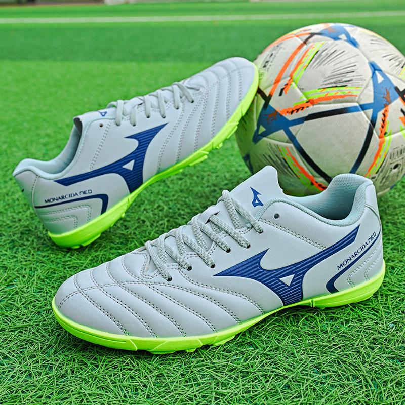 Football shoes men's low-top football shoes women's broken nails adult training primary school students' games boys' special youth football shoes