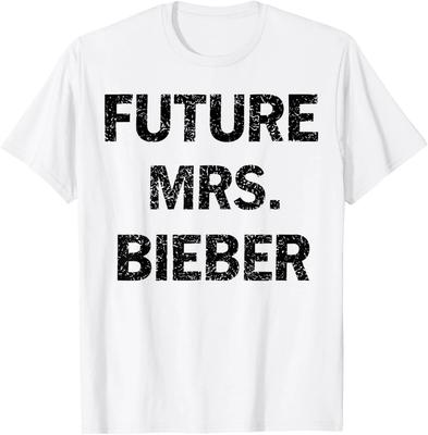 Future Mrs Bieber Lustiges T-Shirt für Männer und Frauen