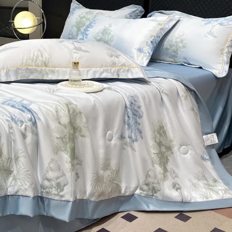 Summer Machine Washable Thin Quilt, Single and Double Person Soft, Skin-Friendly, Breathable Comfortable Air Conditioning Quilt