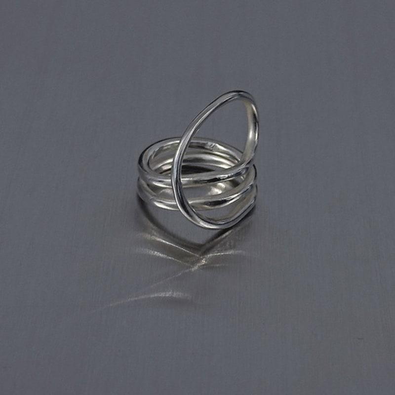 mosxe [925silver] Over turn ring