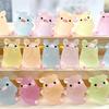 12 pezzi figurine di maiale luminose colorate in miniatura ornamenti in resina di maiale del fumetto che brillano al buio carino resina artigianale statua di animali fai da te micro paesaggio