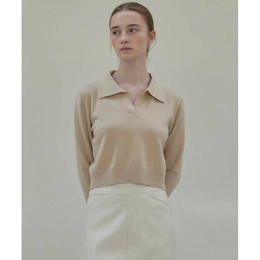 

NICKNICOLE OPEN COLLAR CROPPED KNITLIGHT BEIGE