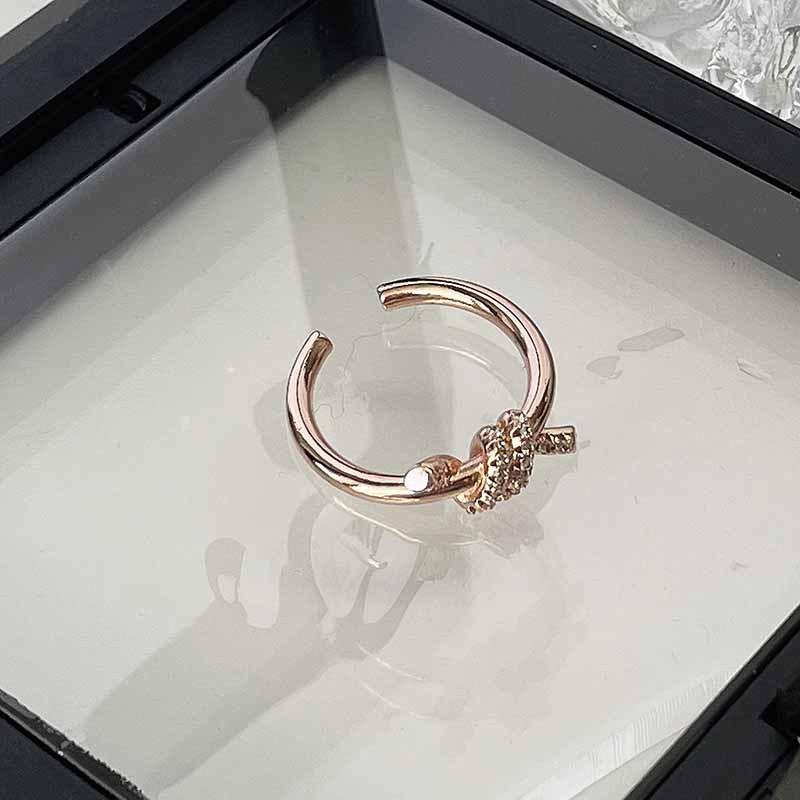 Niche Design Sense Light Luxury Personality Knotted Index Finger Opening Simple Diamond Zircon Women'S High-End Ring
