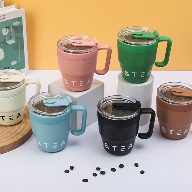 Inovativní hrnek na kávu s uchem a víčkem se slámkou 480ML Láhev Materiál nerezová ocel Hrnky se slámkou na nápoje