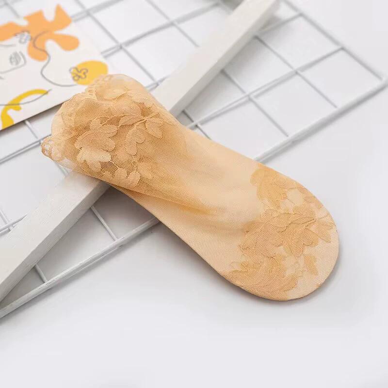 Women's Lace Transparent Lolita Socks Invisible Summer Thin Non-Slip Short Ankle Black Low Cut Boat Socks for Casual Wear