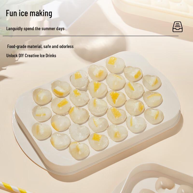 Heart-shaped Ice Cube Tray Set