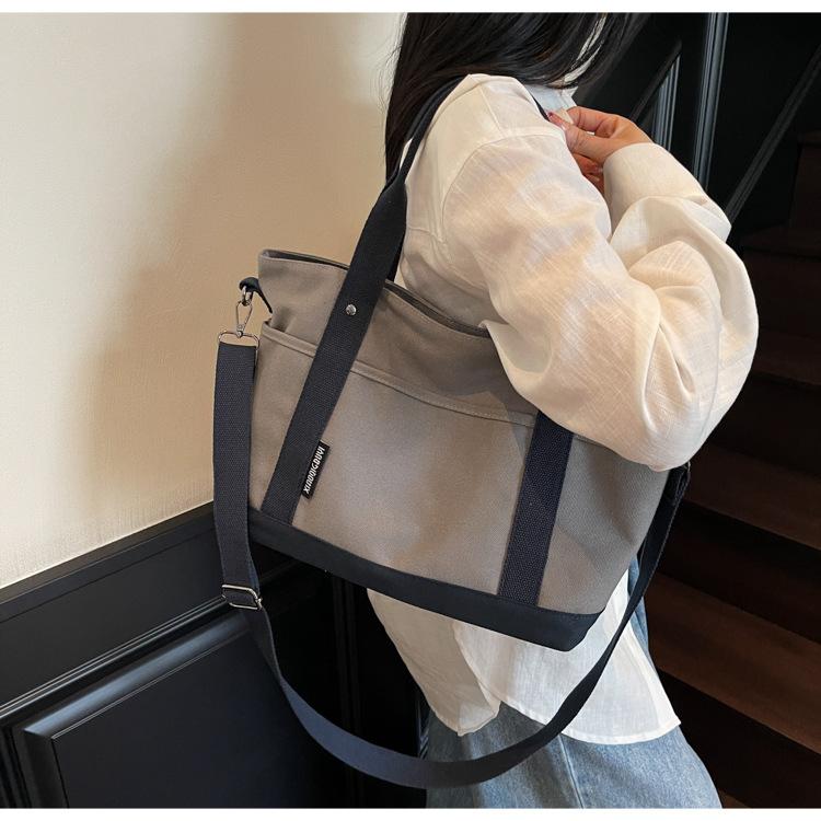 Canvas bag women's large capacity 2025 new summer versatile messenger bag casual portable college student tote bag