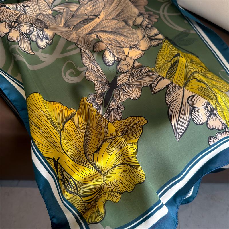 Luxury Vintage Design 70*70cm Print Silk Square Scarf Women Soft Satin Hairband Neckerchief Hijab Headband Foulard Gift Scarves