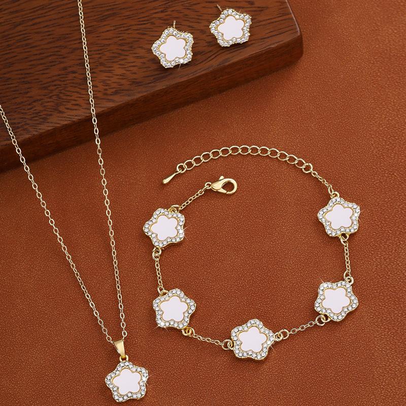Diamond Studded Five Petal Flower Earring Necklace Complete Set of Jewelry Versatile and Fashionable Five Leaf Flower золотой