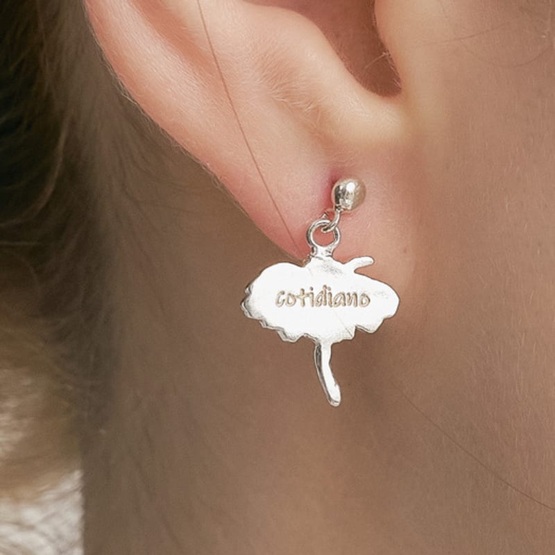 UNI.J [Cotidiano]Signature Flower Silver Earring Ie406