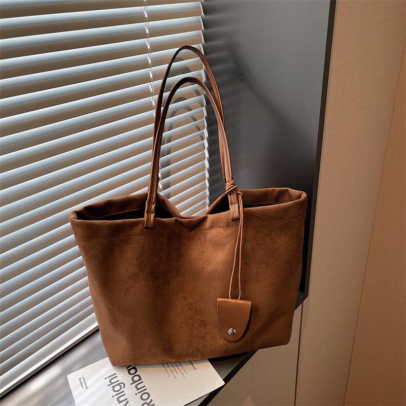Autumn 2025 Women's Deer Suede Versatile Tote Bag