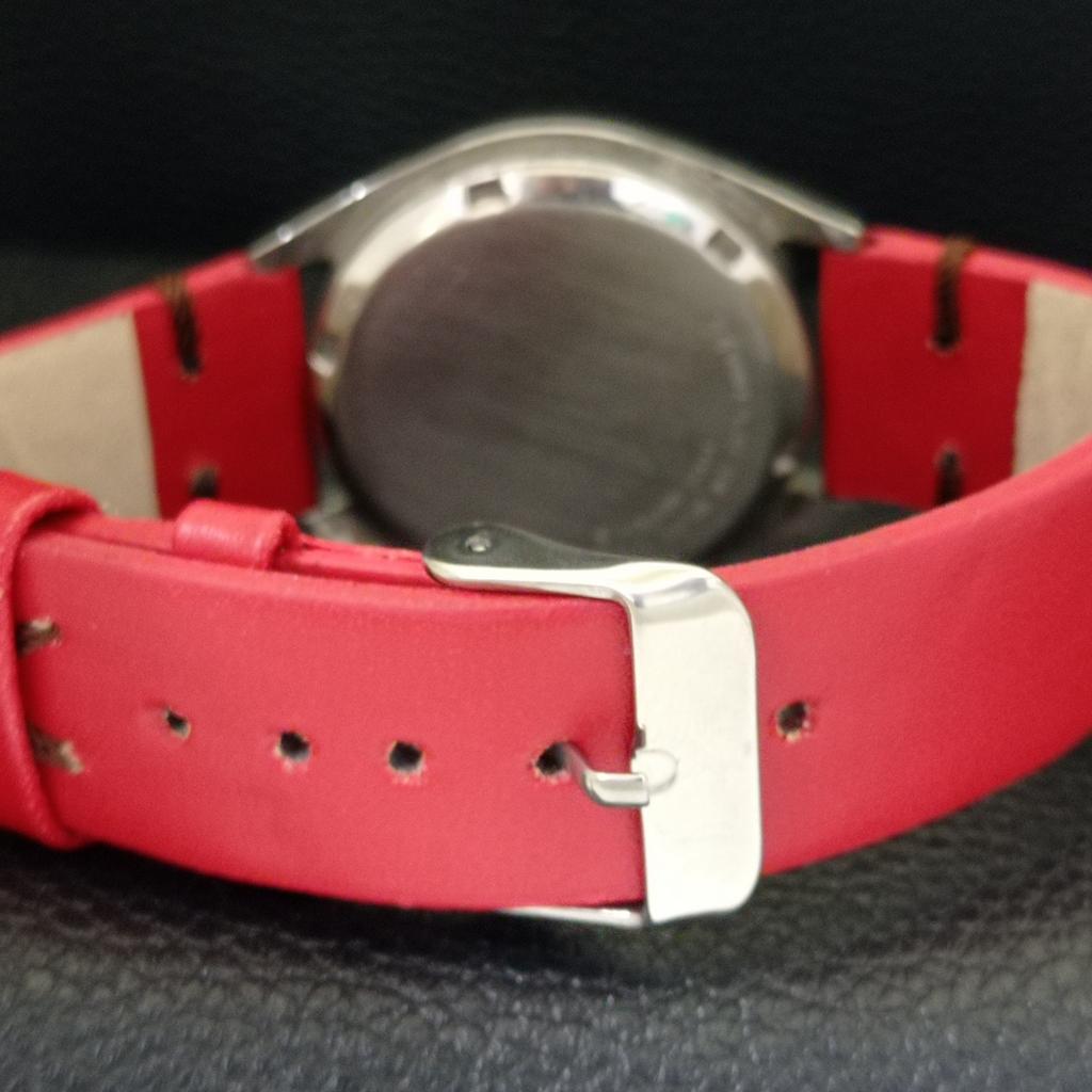 VINTAGE SEIKO 5 AUTOMATIC 7S26A JAPAN MENS RED COLOR DIAL WATCH a702616-1 R209-a702616