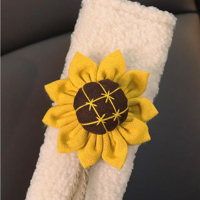 Cute Sunflower Plush Car Seat Belt Cover Artificial Lamb Shoulder Pad Protection Car Decoration Comfortable Soft Accessories
