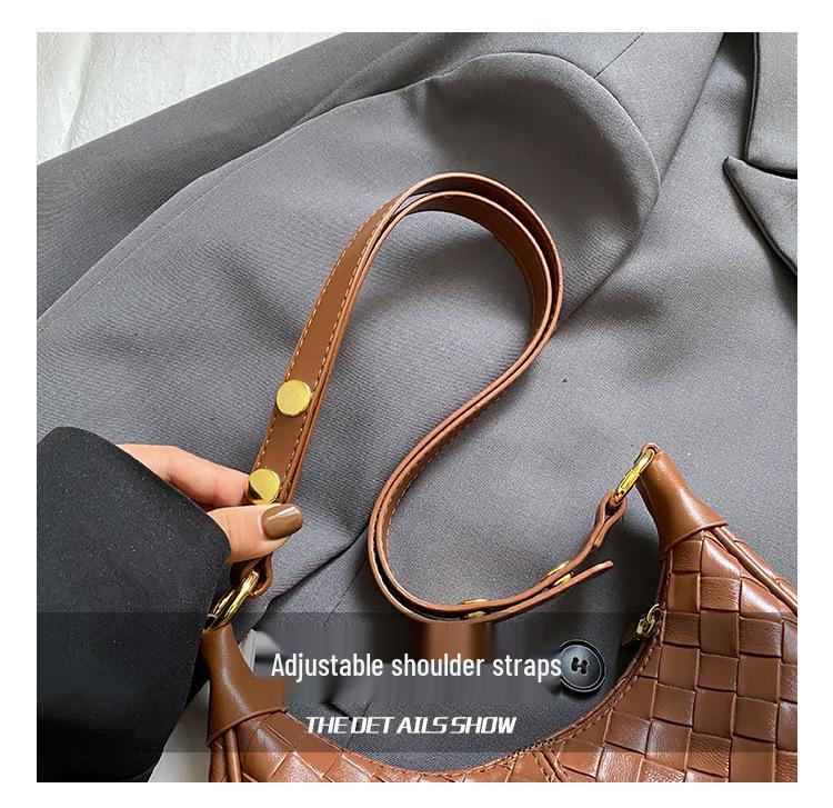 2025 Women's Versatile Woven Shoulder Bag - Fashionable Dumpling Style for Commuters