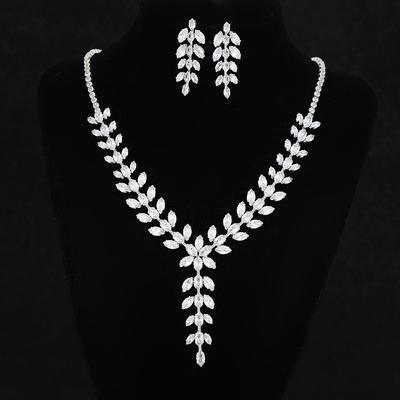 Premium Princess Full Diamond Leaf Necklace Earrings Set Court Zircon Set Chain Dress Accessories