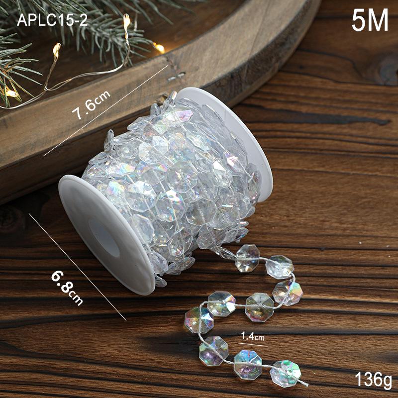 

Прозрачная пластиковая цепочка для елочных украшений с бусинами