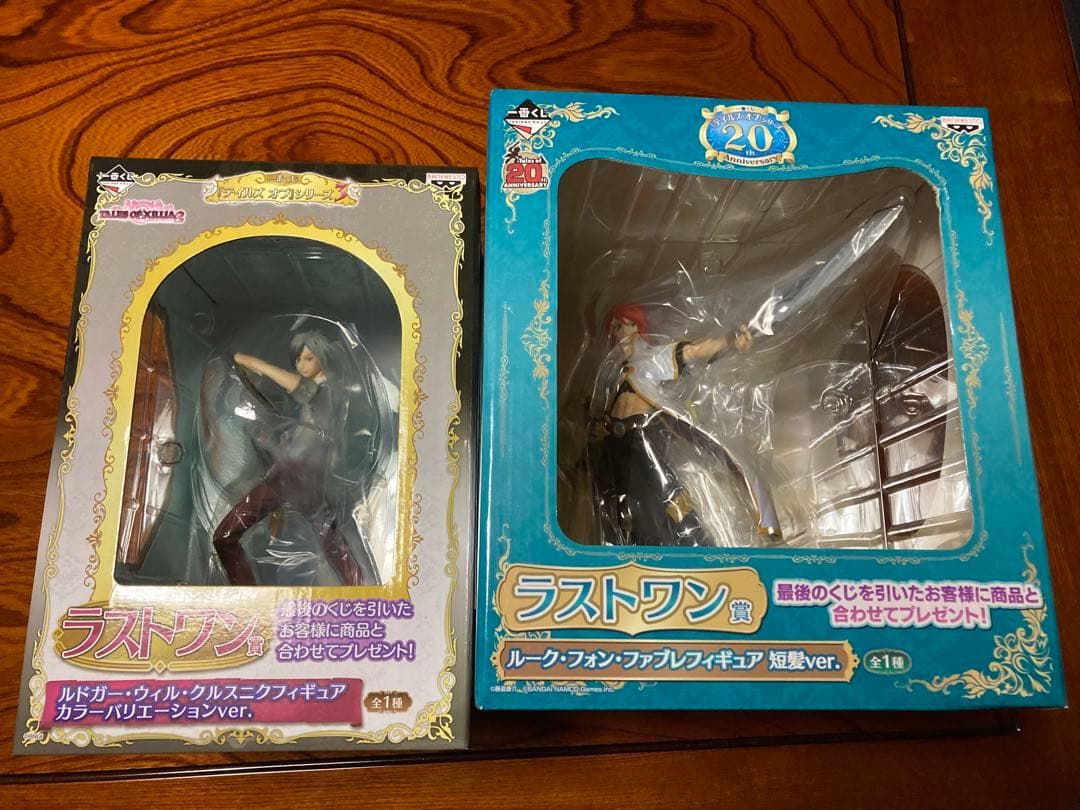 

[USED] Rudger Wilklesnik figure and two Luke fon Fabre figures
