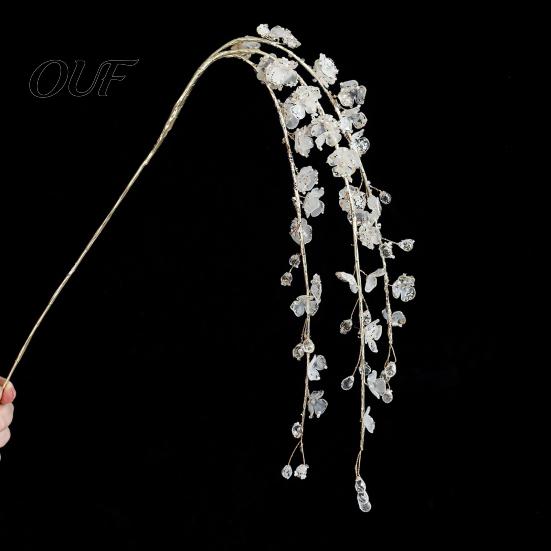 Winter Themed Centerpieces Faux Crystal Christmas Tree Picks, Acrylic White Glitter Sprays for Holiday Decor And Elegant Party Decorations Wreath