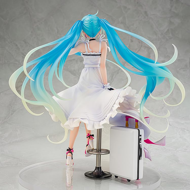 Hatsune Miku GT Project Racing Miku 2021 Verze ve stylu dovolené. Plastová malovaná hotová figurka v měřítku 1/7
