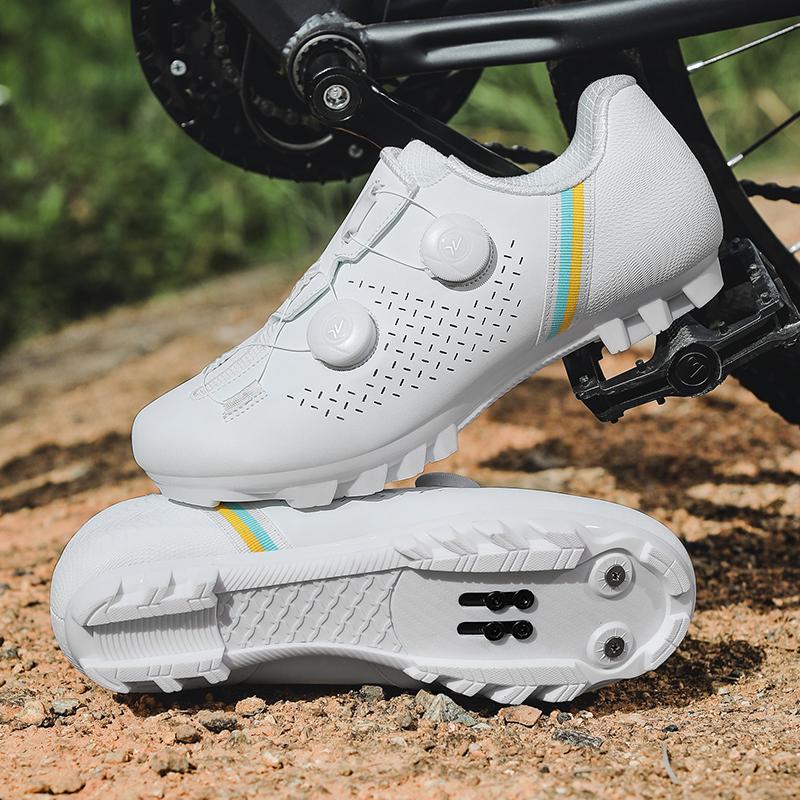 

MTB велообувь Обувь для велосипеда на плоскую педаль Шип Мужские шипованные туфли Велосипед Обувь для горного велосипеда Гоночная блокировка Обувь Кроссовки для велоспорта 46 белый
