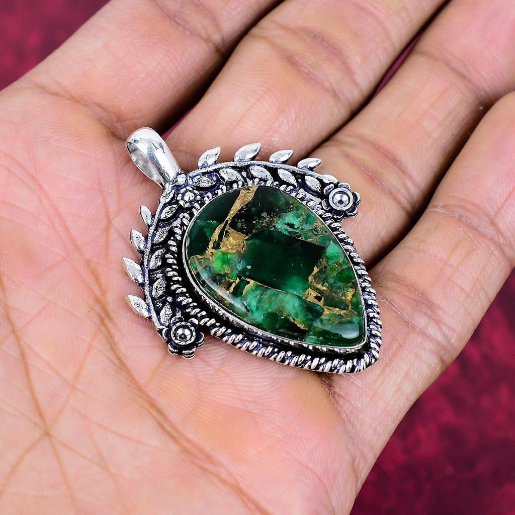 Grüner Türkisanhänger aus Kupfer, 925er Sterlingsilberschmuck, Edelsteinanhänger, Geschenk für sie, handgefertigter zierlicher Schmuck