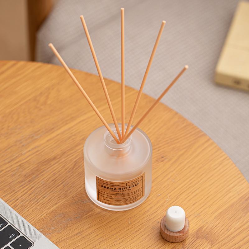 Diffusore in Rattan per Oli Essenziali Aromatici Senza Fiamma - Profumo Lunga Durata e Purificazione dell'Aria per Camere da Letto Accoglienti